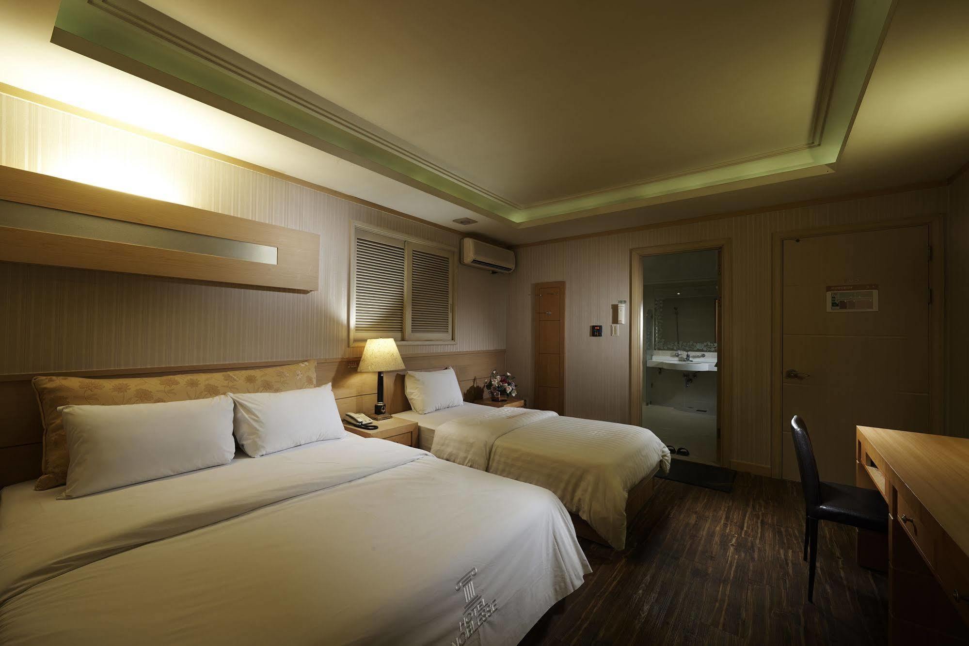Hotel Noblesse, Yeoksam Seoul Luaran gambar