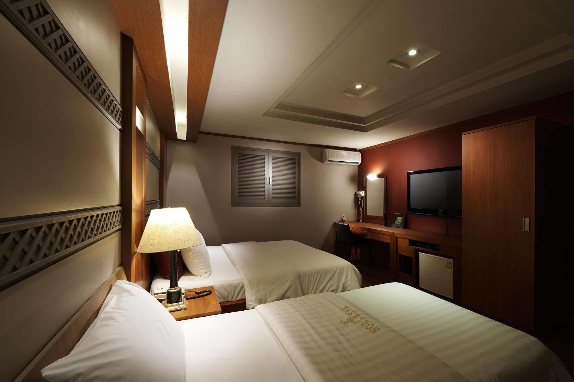 Hotel Noblesse, Yeoksam Seoul Luaran gambar